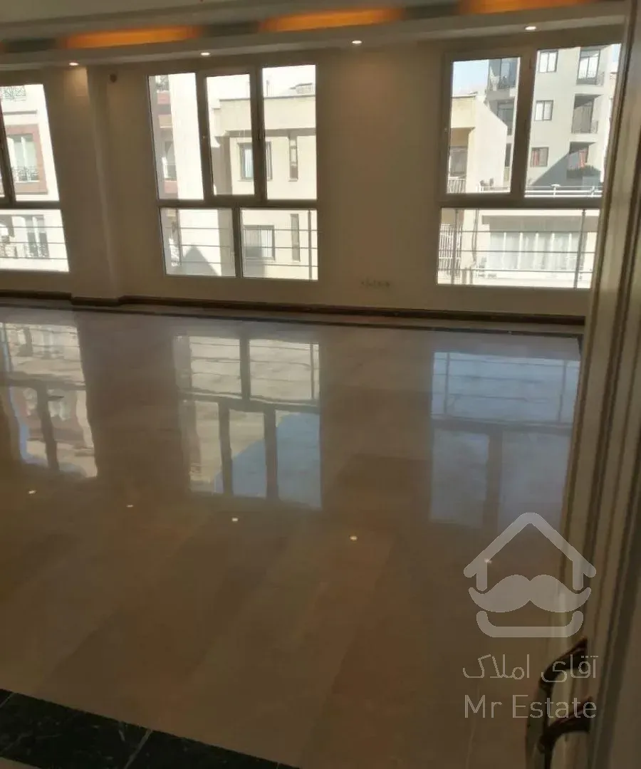 ۱۵۰ متر/۳ خواب/کلیدنخورده/ستارخان