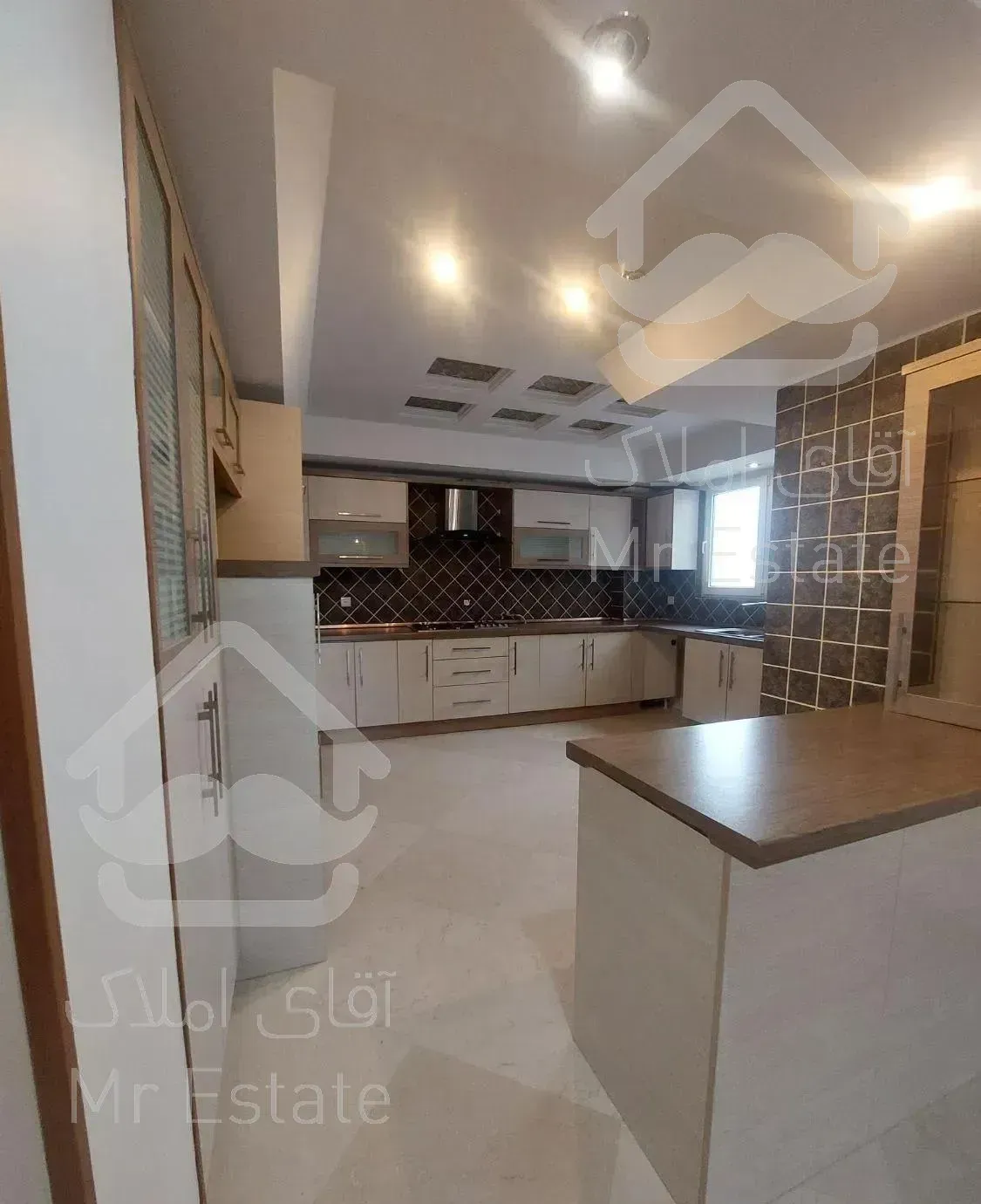 ۱۷۰ متر فرمانیه اندرزگو