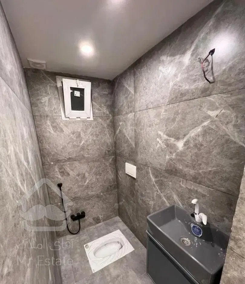 واحد ۸۳ متری بر اصلی خیابان خرمشهر (فول بازسازی)