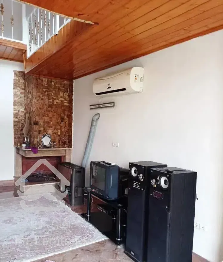 250مترویلاکرفون(بامدارک قانونی)