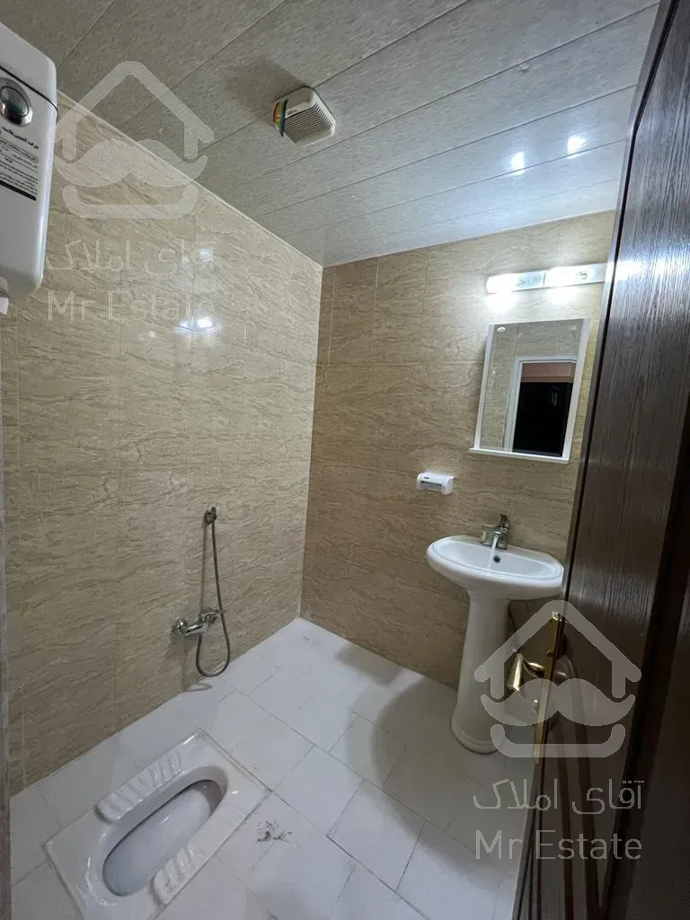 ۶۷ متری شاهین شمالی فول دسترسی عالی لابی لابی من بسار شیک و..‌