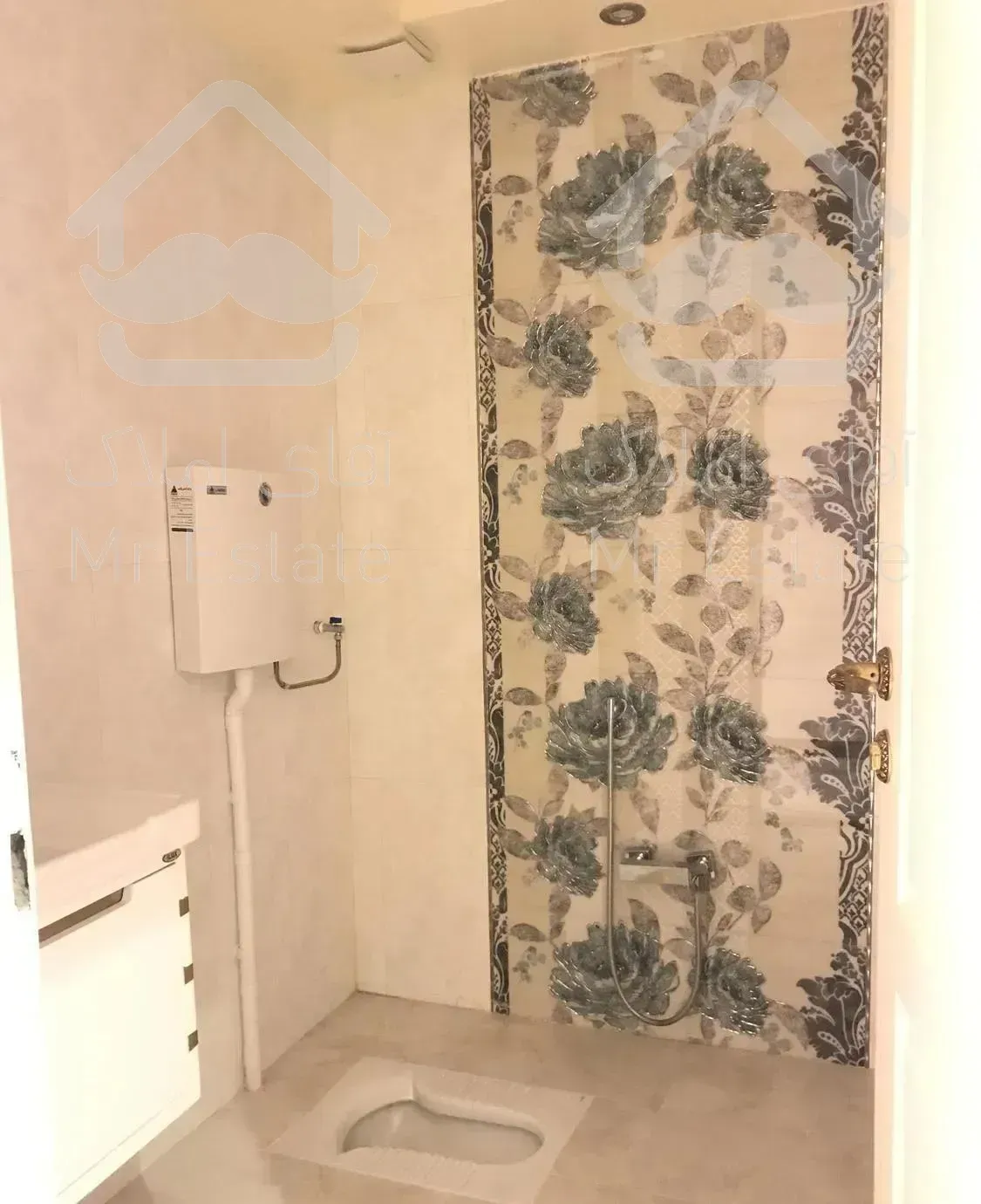 شاهین شمالى/شیک و فول امکانات کم واحد