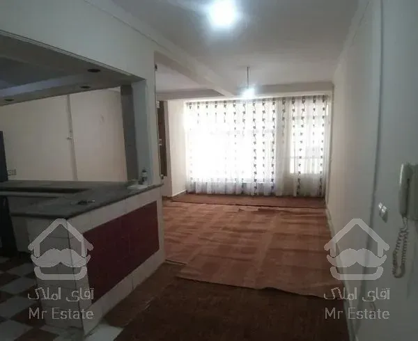 اپارتمان اول ۲۰ متری مارالان دارای حیاط وزیرزمین