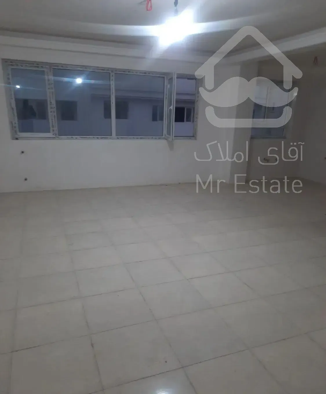 ۸۲متر فول امکانات دیزاین شده پونک سیمون الوند