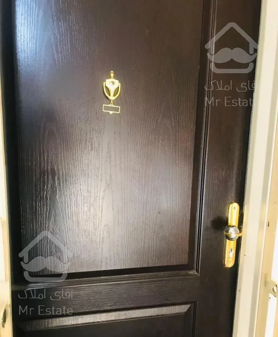 آپارتمان ۶۸ متری دو خواب پارکینگ اختصاصی