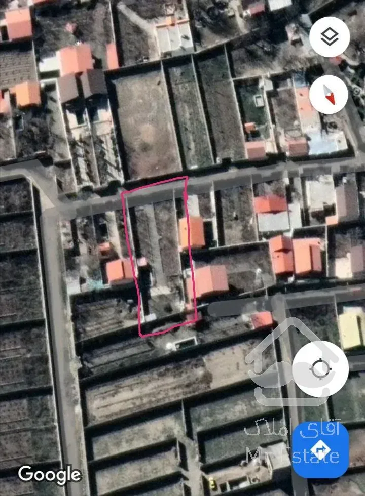 زمین فروشی 920 متری چهاردیواری شده