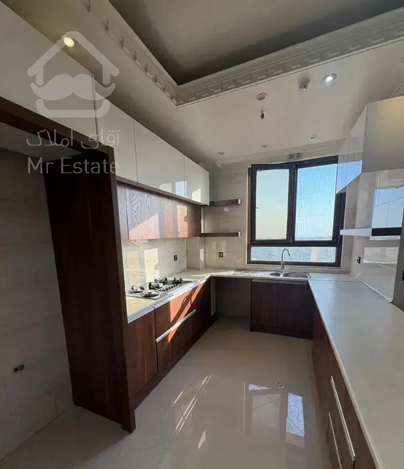 ۱۰۸متر فول امکانات روبه افتاب بهترین در مهران