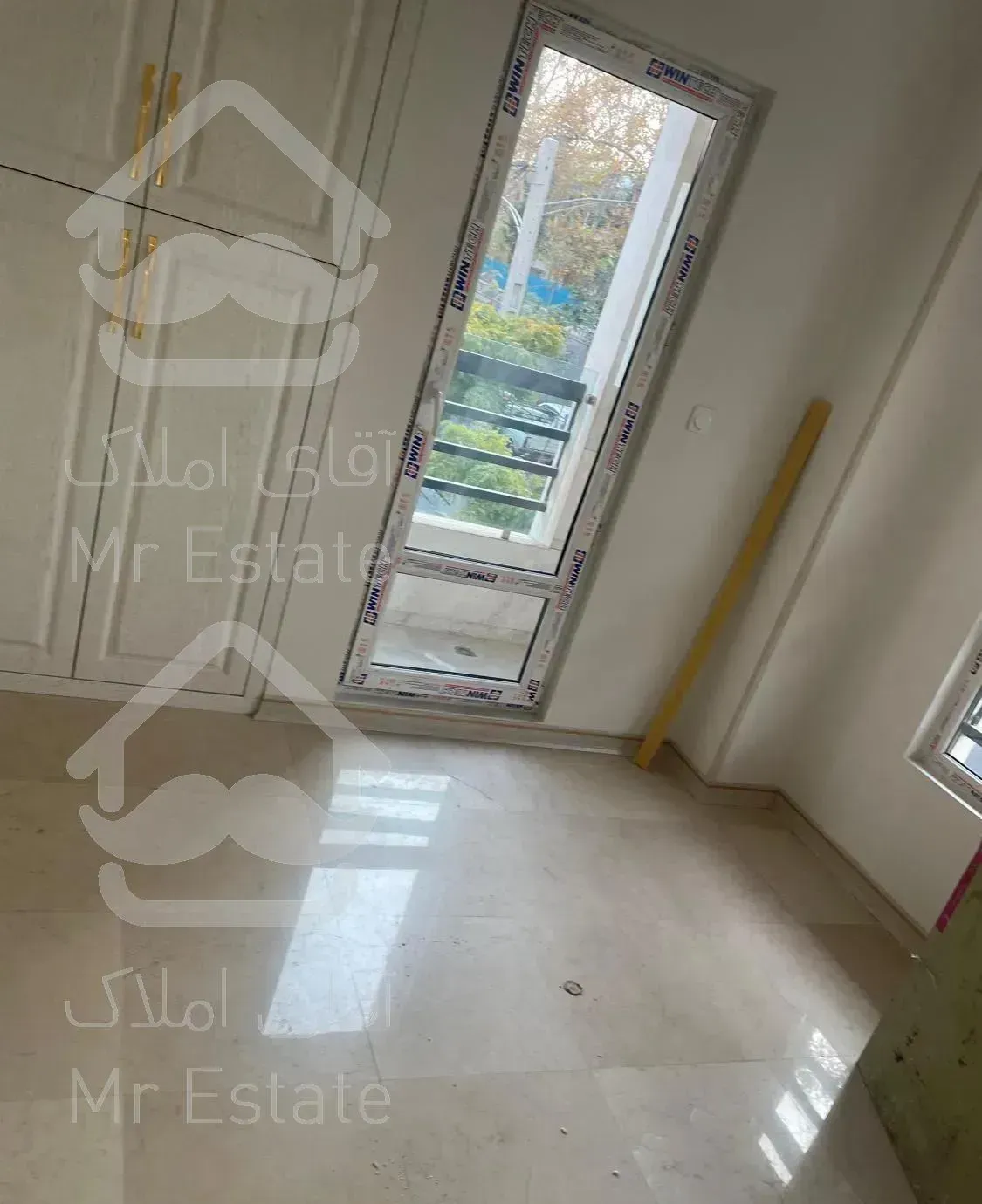 میرداماد ۶۲ متر (نوساز،غرق نور)