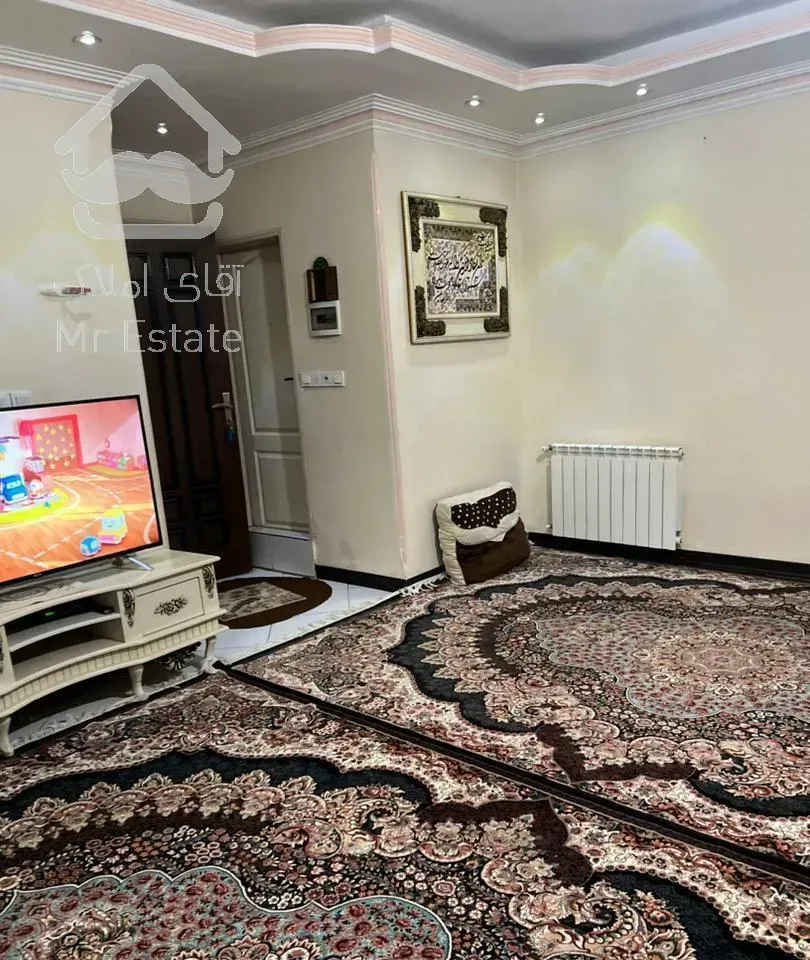 ۵۲متری/پارکینگ/آسانسور/۳۰۰رهن/ساخت۹۸