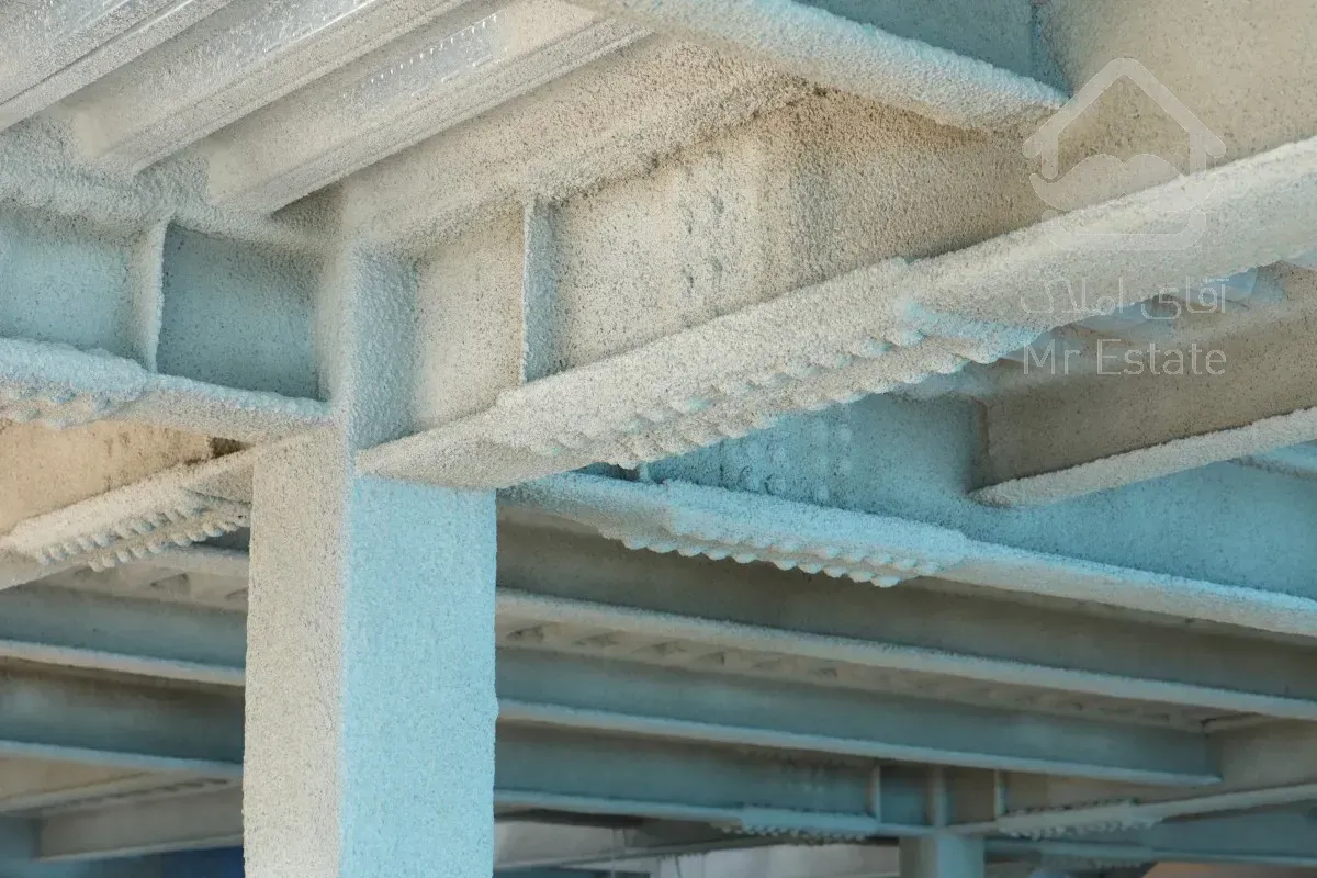 اجرای پوشش ضد حریق اسکلت فلزی شرکت بنیان عمران اکسون