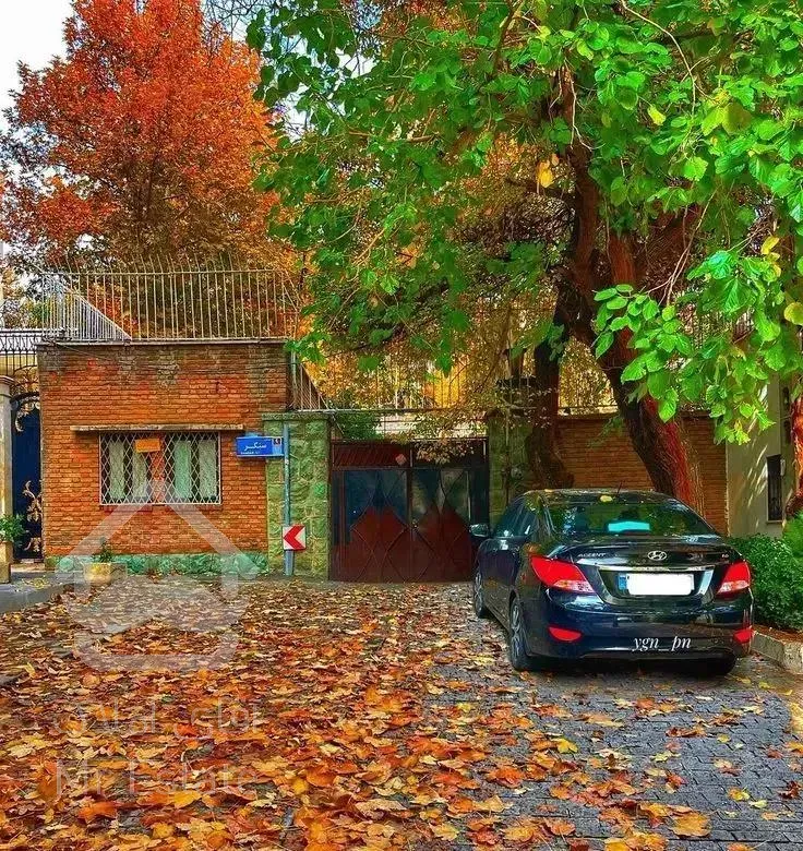 خلبانان / ویلایی ۴۵۰ متری / قابل سکونت