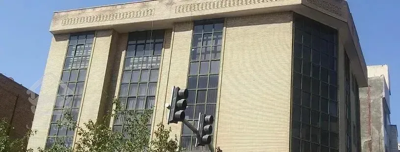 ۶۲ متر انقلاب دانشگاه تهران