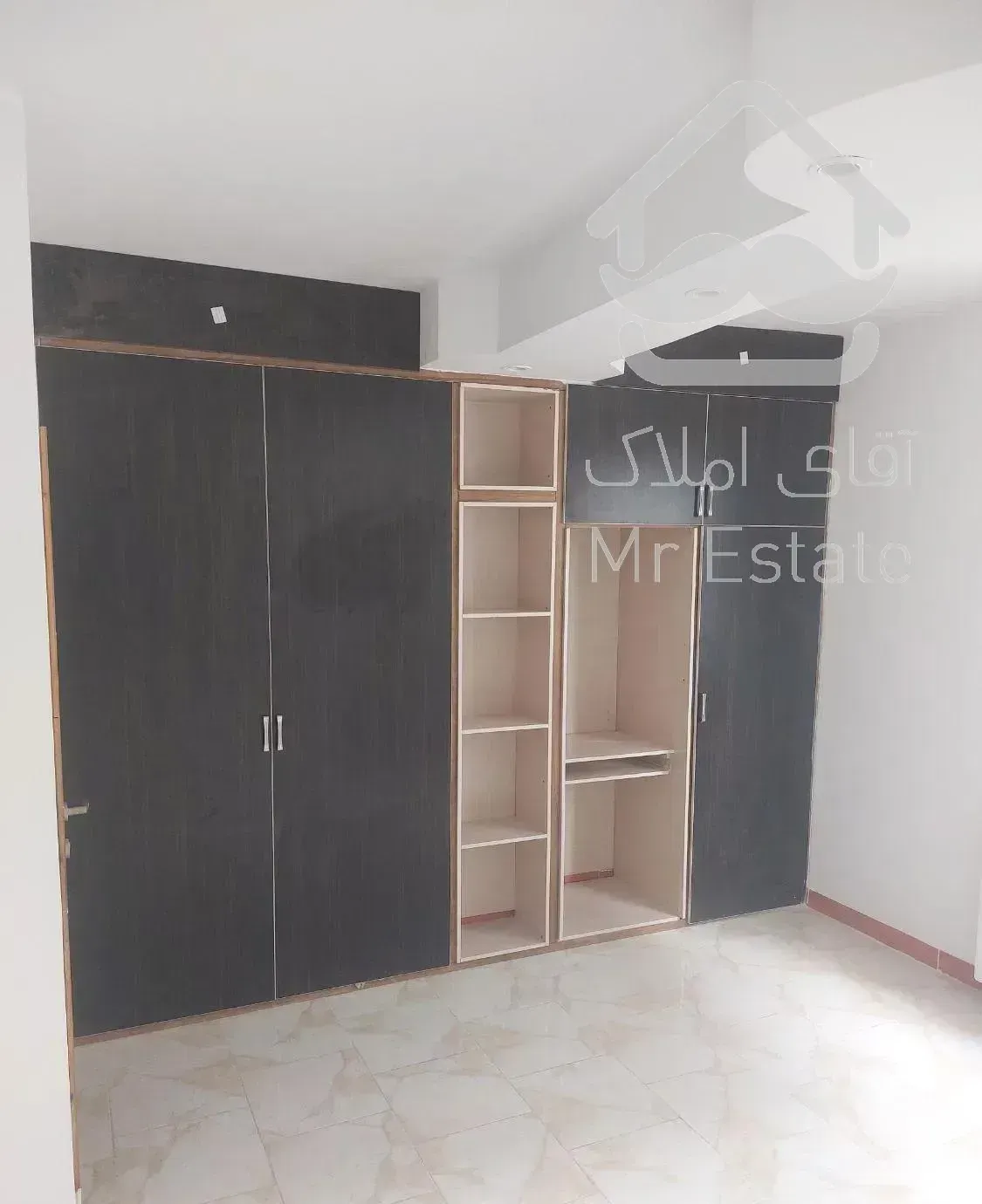 واحد ۱۵۰ متری درون شهرک کریم آباد