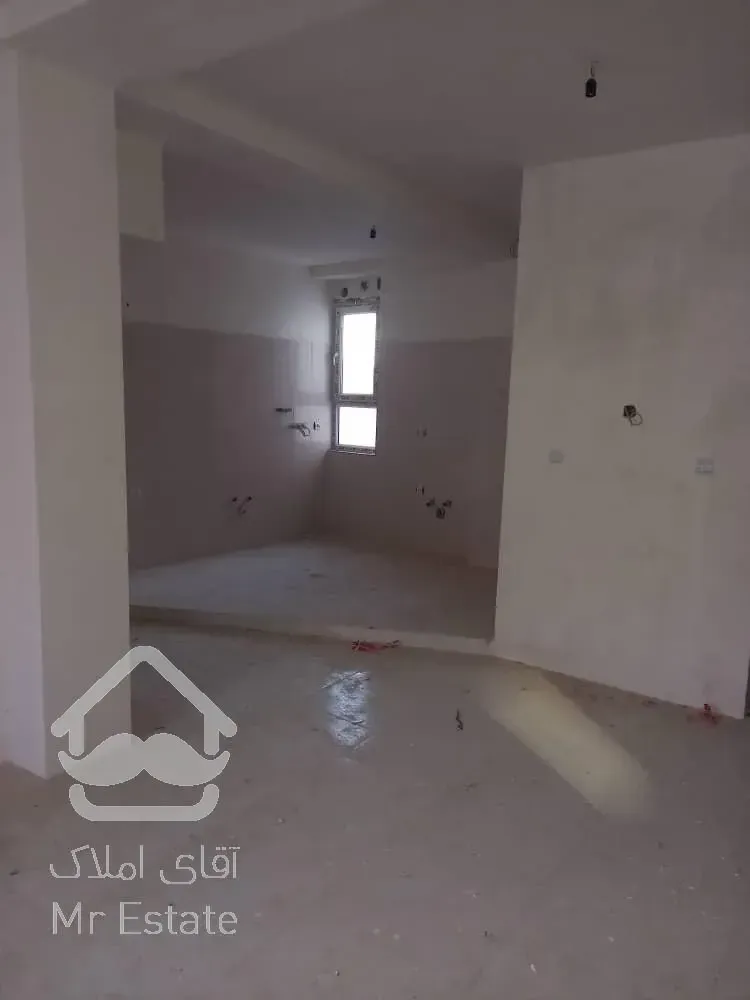 پرند   ۸۲ متر ۲ خواب پارکینگ و انباری