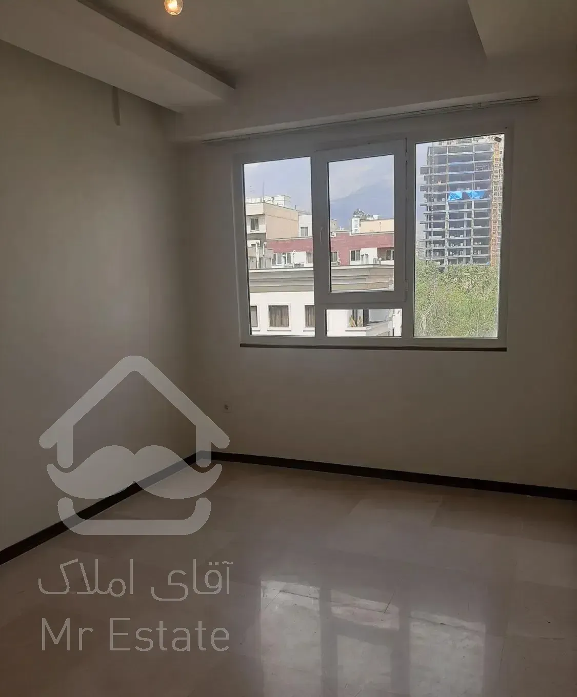 فروش آپارتمان اقدسیه بلواراوشان ۱۲۵متر ۲۰متر تراس