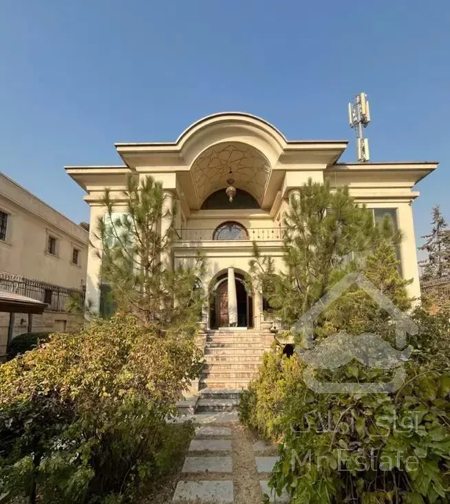 ویلایی 600 متر زمین بنا دوبلکس