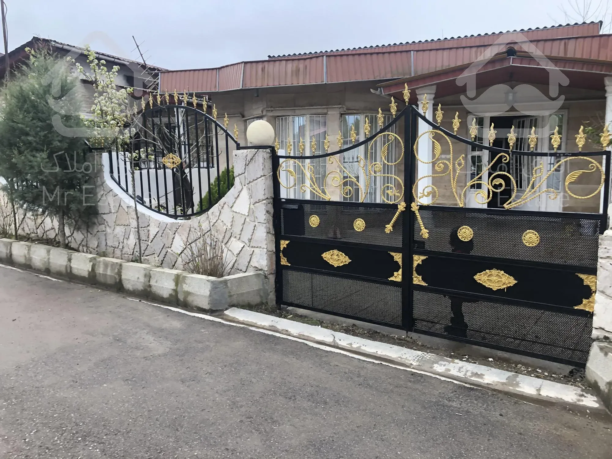 ويلا در متل قو