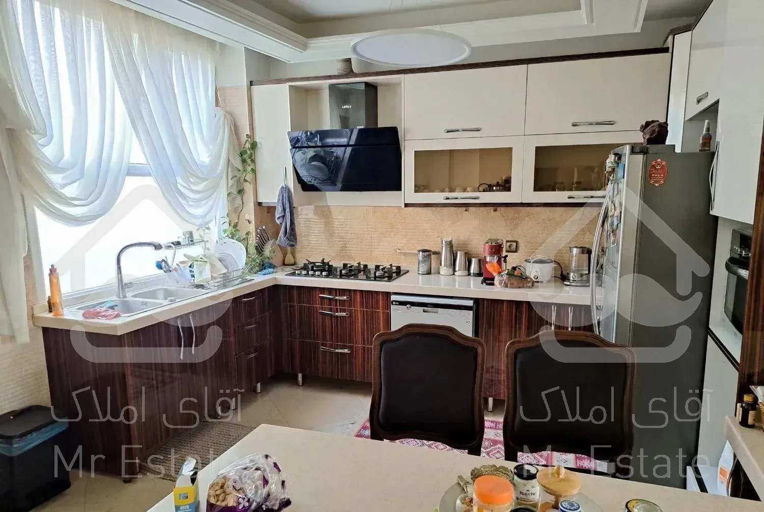 آپارتمان ۱۲۲ متری دو خواب / پاسداران