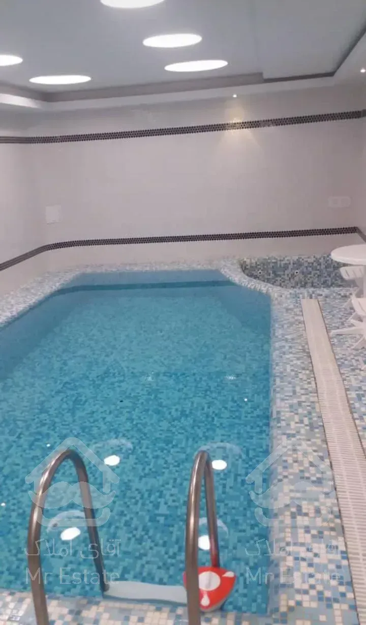 ۱۶۲متر آپارتمان در نیاوران