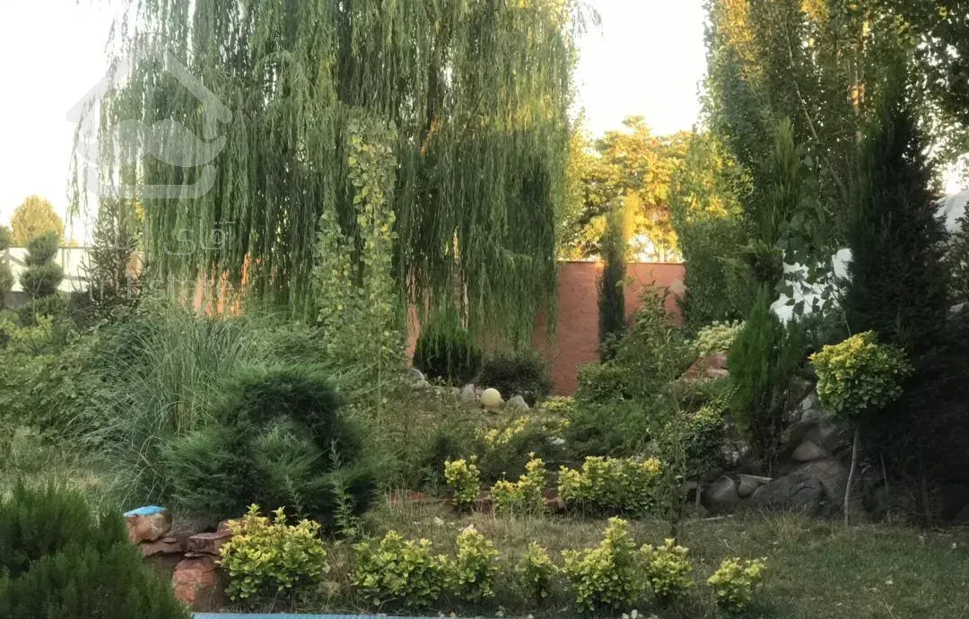 ویلا باغ 1950 متری دو خواب سند تک برگ