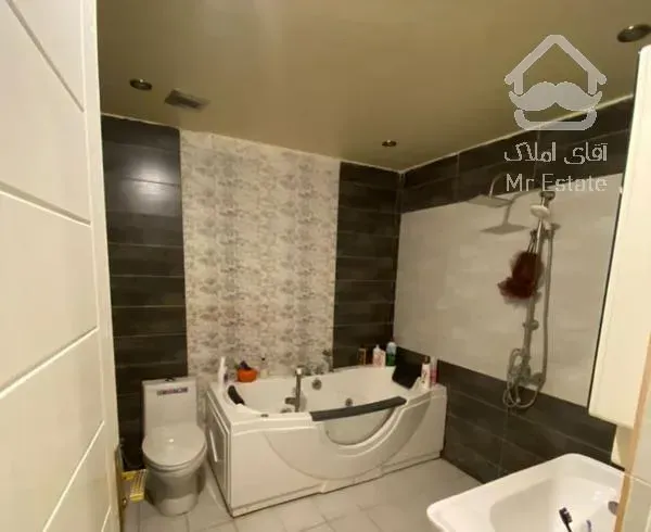 اول هفت تیر آپارتمان ۲۰۰متری فول و زیبا