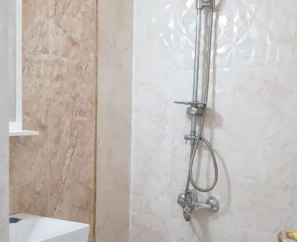 82 متر ، پونک