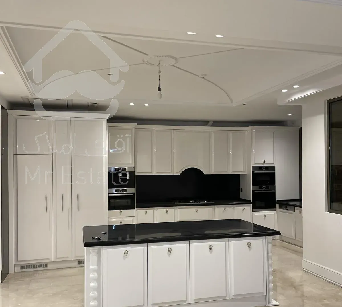 ٢٧٠متر  مروارید