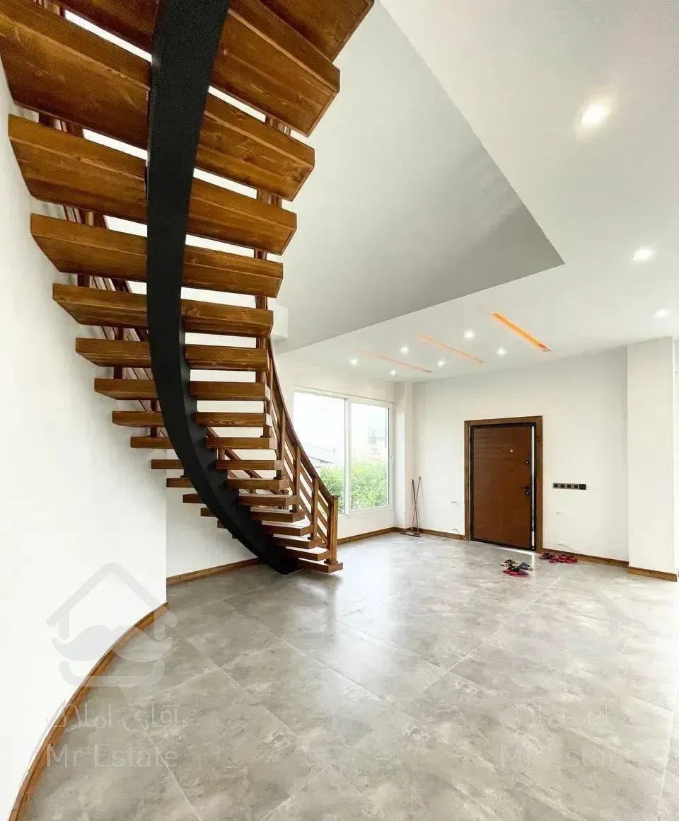 ویلا  / لوکیشن برند / شهرکی / استخر دار