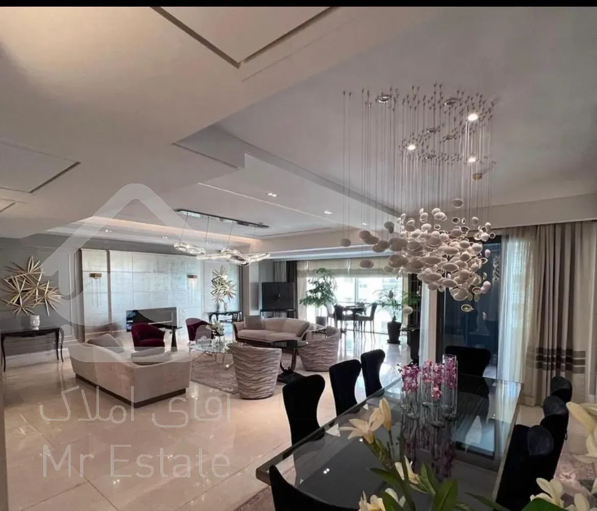 ۲۳۰متر/فرعی دنج فرمانیه/خوش نقشه و دلباز