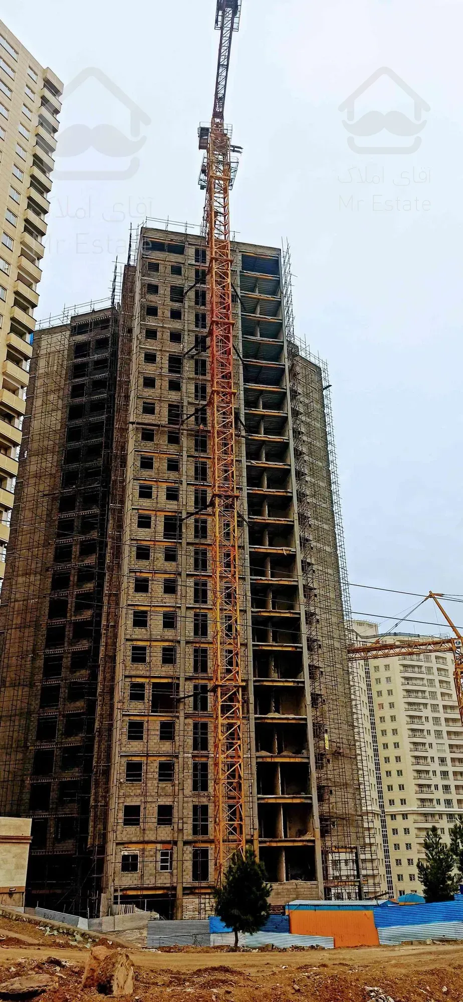 پیش فروش یک واحد مسکونی دربرج هوشمند نگین