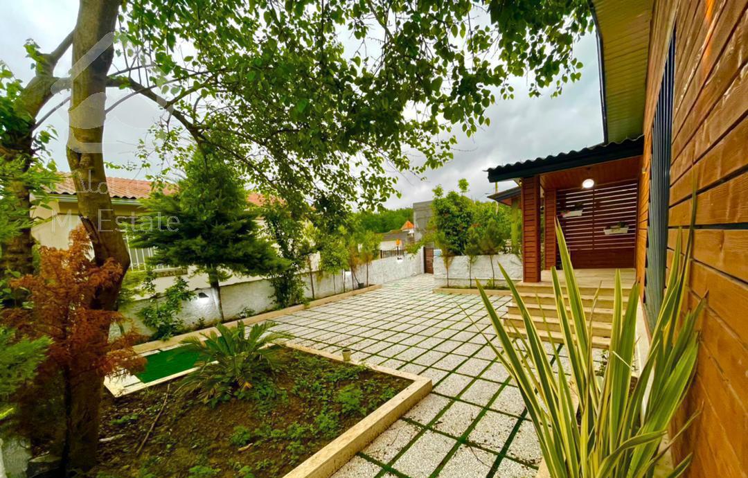 خانه باغ ۲۹۰ متری نوساز بنای ۱۰۰متری  / لواسان