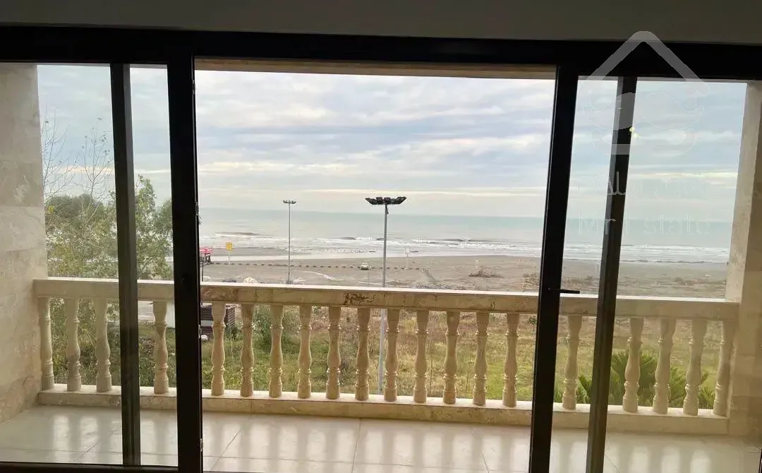 آپارتمان نوساز ۱۴۰ متری ساحلی ( مهراد رحمانی )