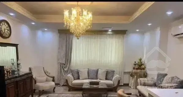 ۴۱متر / در دو قدمی خیابان ولیعصر