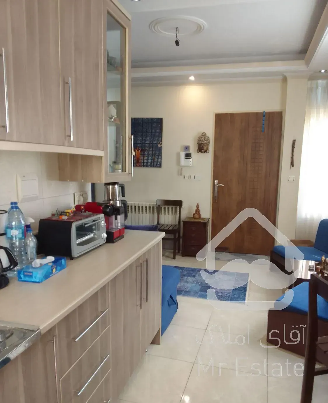 عمرانی قلهک ۴۸ متری تکواحدی پارکینگ