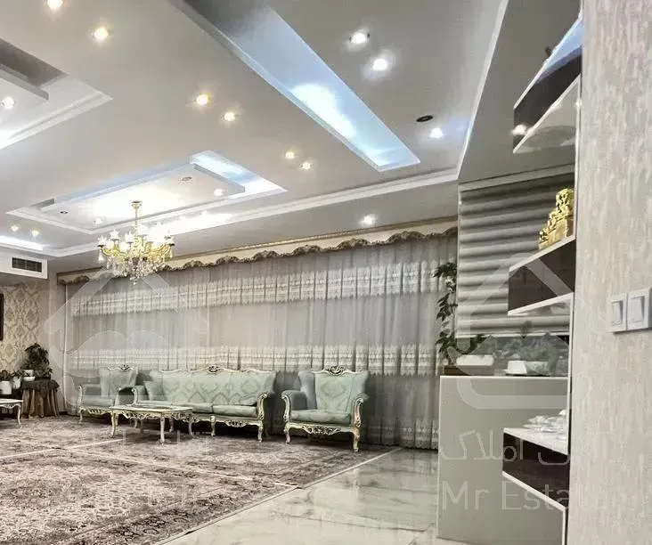 ۱۷۴متری/تک واحدی/میدان ۱۰۰ نارمک