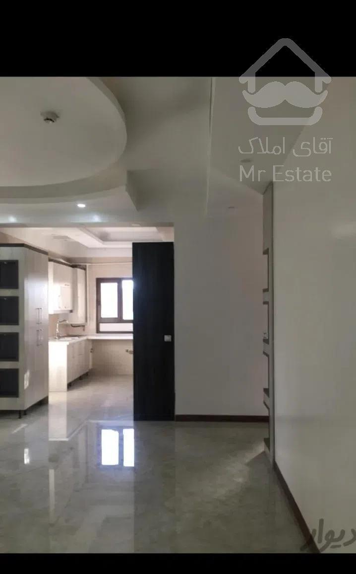 آپارتمان ۹۰ متری،  رزلند