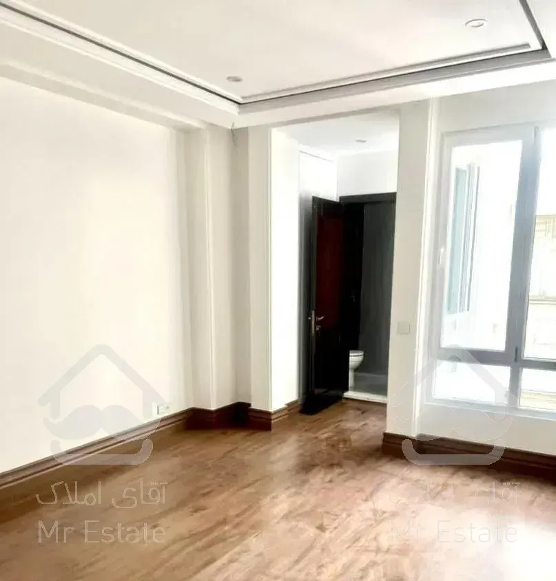 آپارتمان‌ ۱۰۷ متری دزاشیب  / فول مشاعات