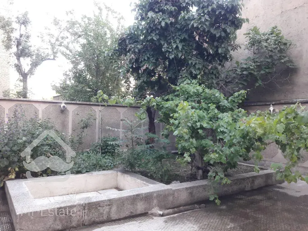 خانه دربست ویلایی حیاط دار ۲۶۰ متر/طرشت شمالی