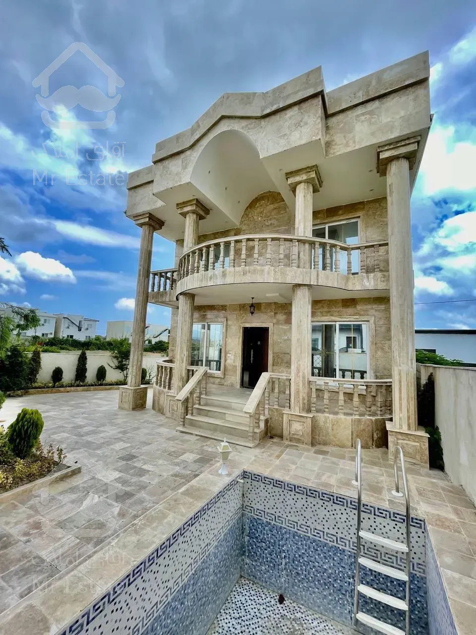 فروش ویلا / منطقه چمستان / مدارک تکمیل