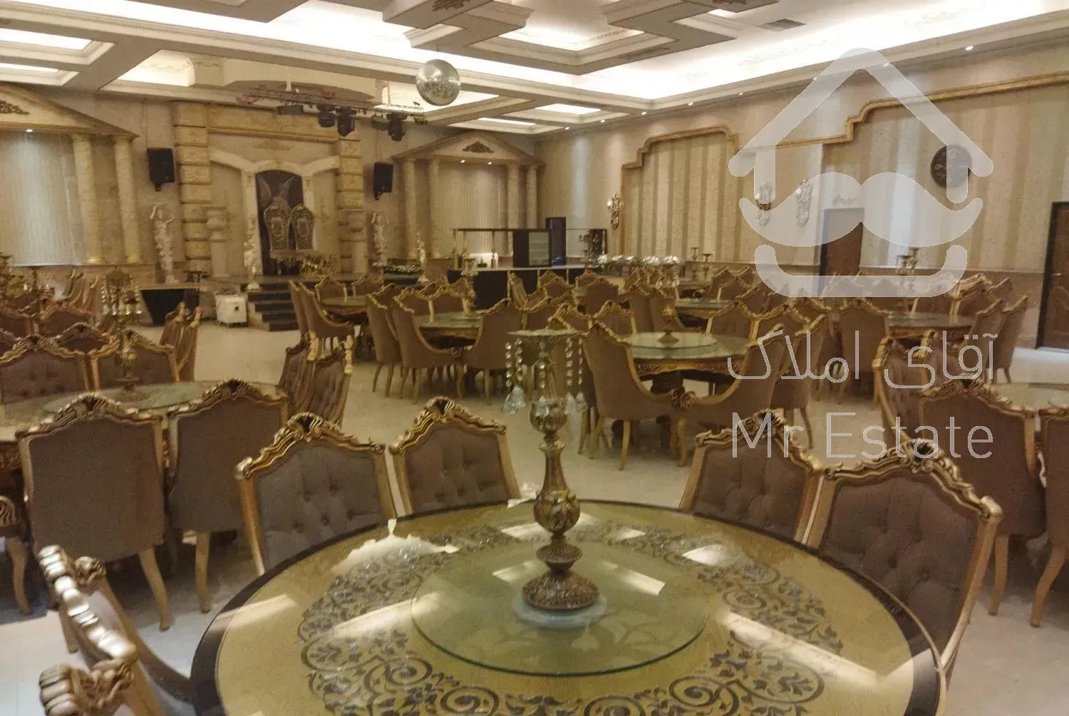 سالن ۸۵۰ متر فلت تجاری فردوس غرب