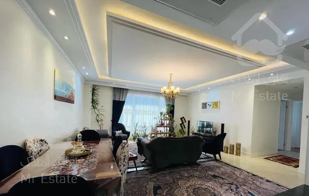 اندرزگو ۹۴ متر فروش