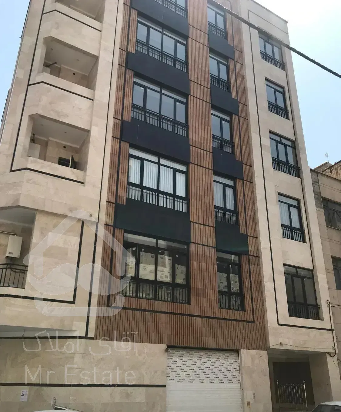 2 خوابه 98 متر  ( پارکینگ‌و‌انباری   نوساز   )