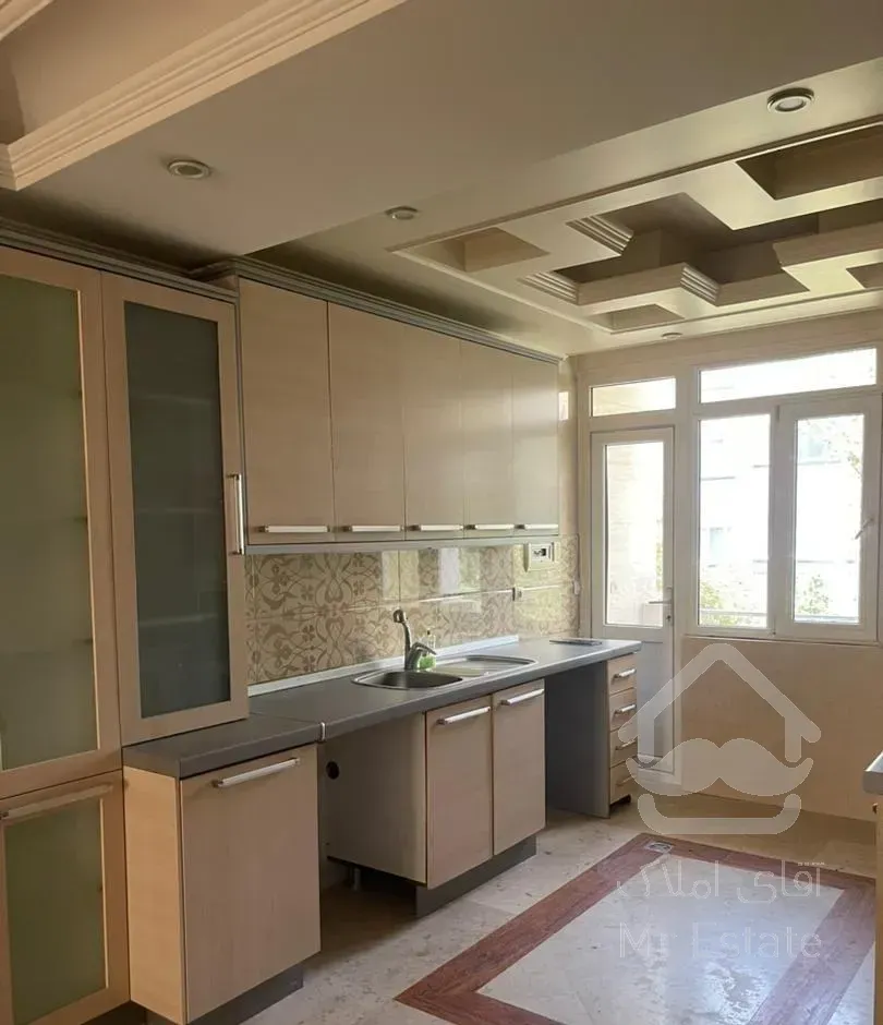 آپارتمان ۱۶۰ متری ۳ خوابه در درکه کوهسار سند شخص