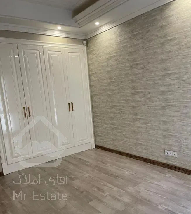 آپارتمان ۱۳۰ متر فرمانیه شرقی