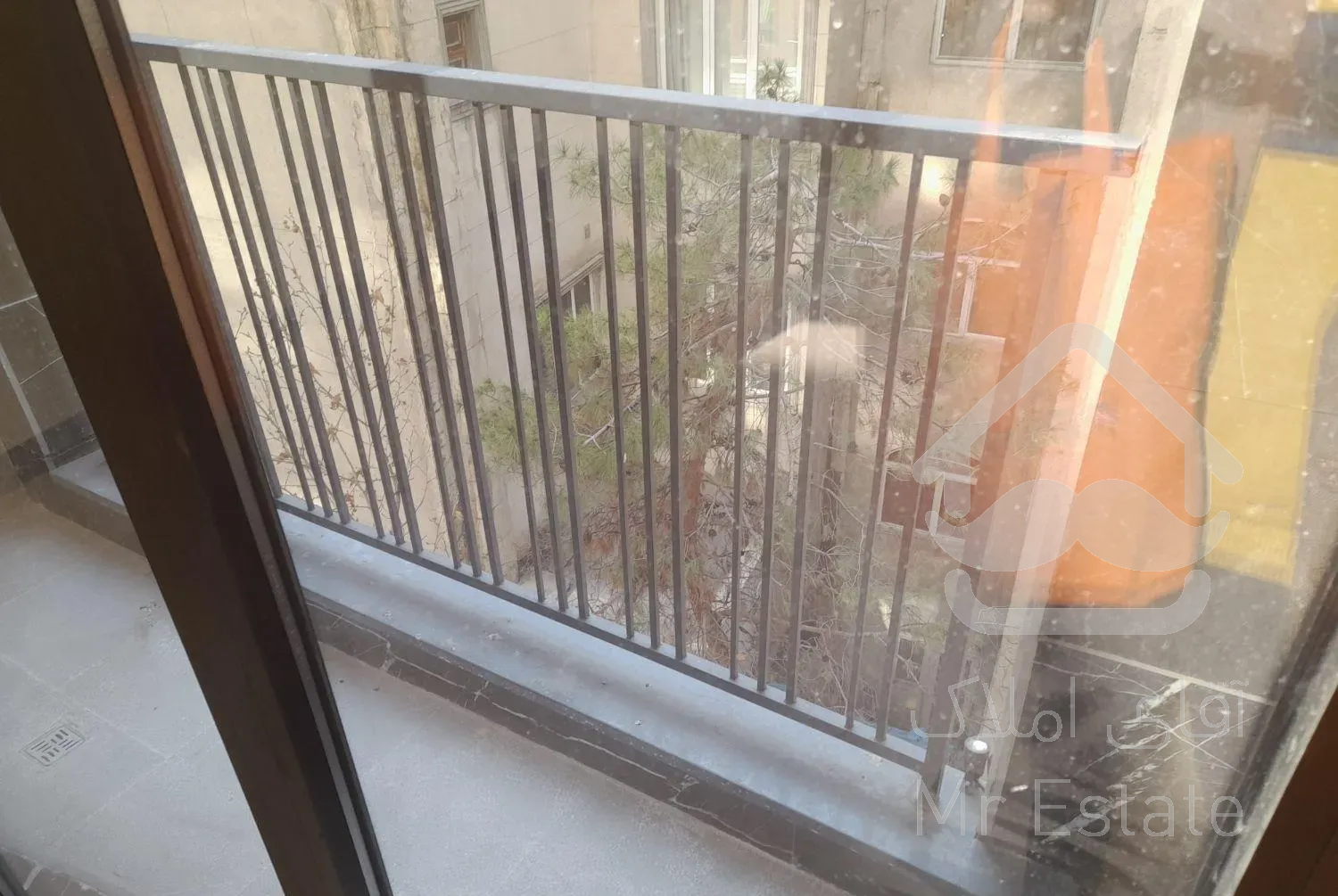 فرمانیه-شرقی/۱۹۰متر/تکواحدی/نوساز