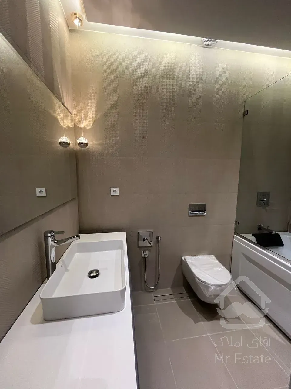 فرمانیه ۳۰۰ متر ۴ خواب