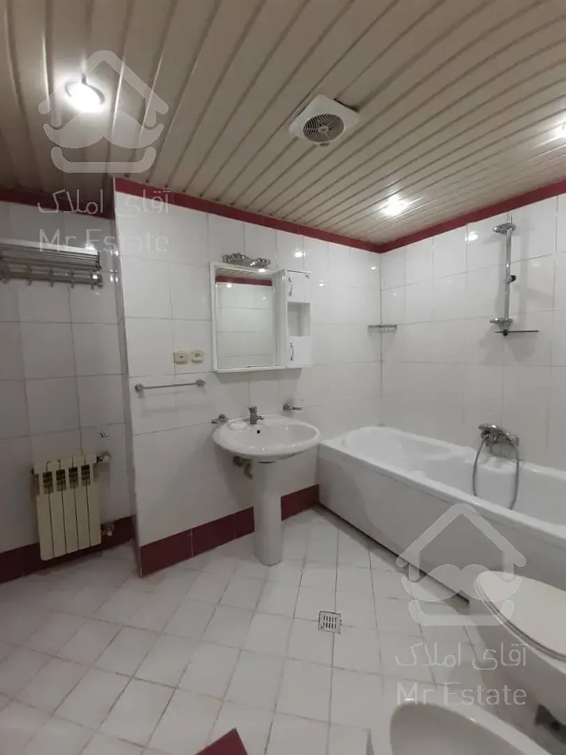 اجاره و رهن آپارتمان زعفرانیه 175  متر شیک