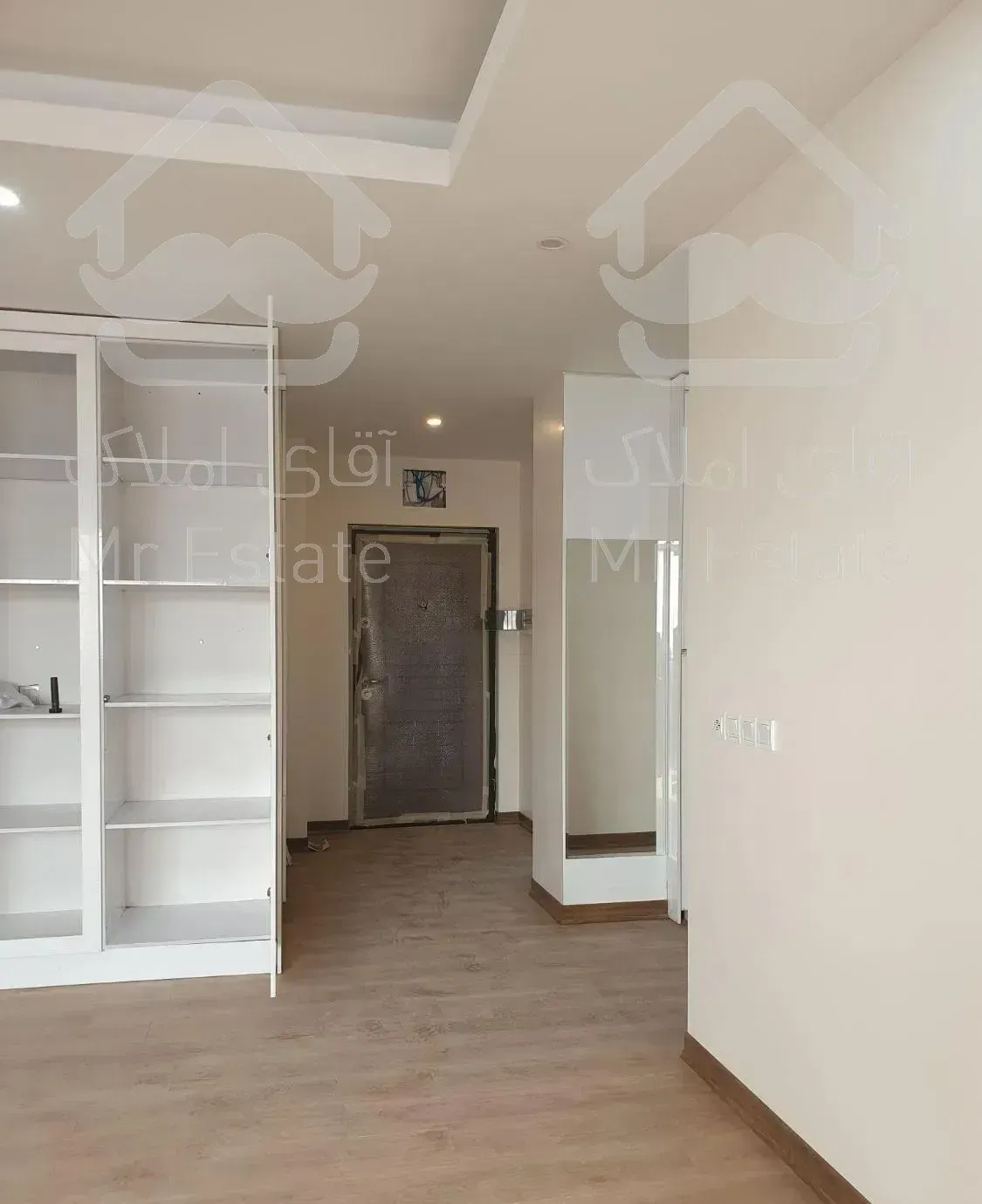 آپارتمان۱۲۳ طبقه۲۲