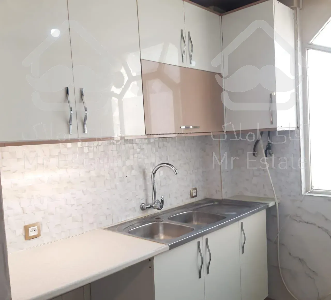 آپارتمان۴۰متری. طبقه ۲