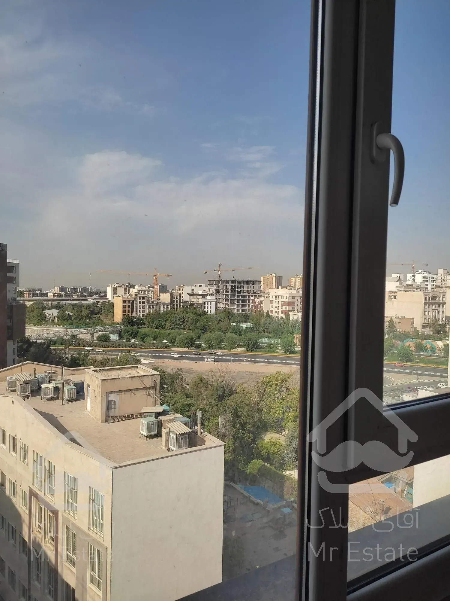 145متر کلید نخورده. ویو عالی . ازگل